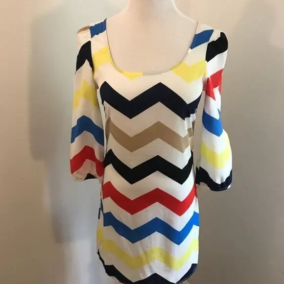 Hello Miss Chevron Print Shift Dress Sz S - Picture 2 of 6